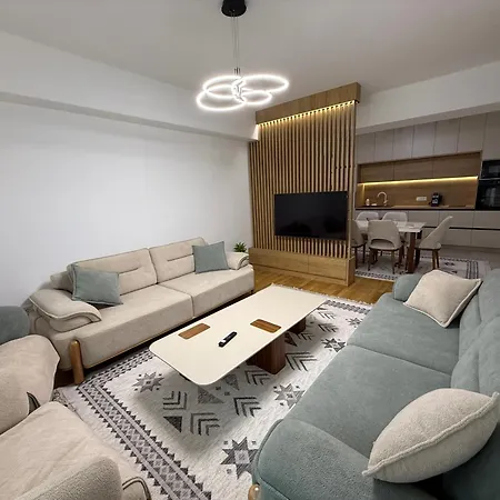 Апартаменты East Gate Premium *