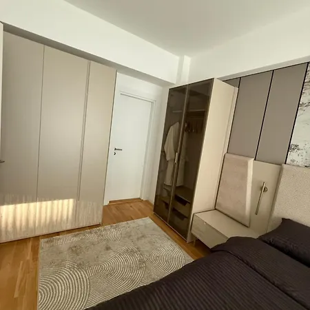 East Gate Premium Апартаменты *
